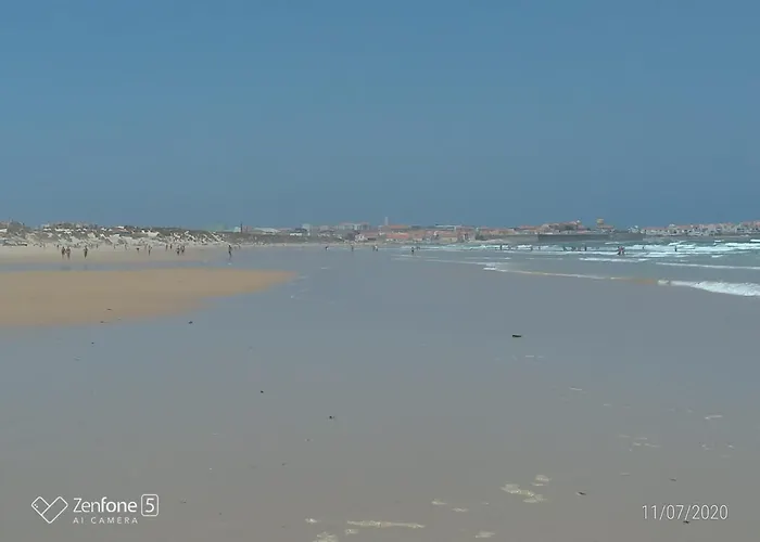 Nature And Flat アパート